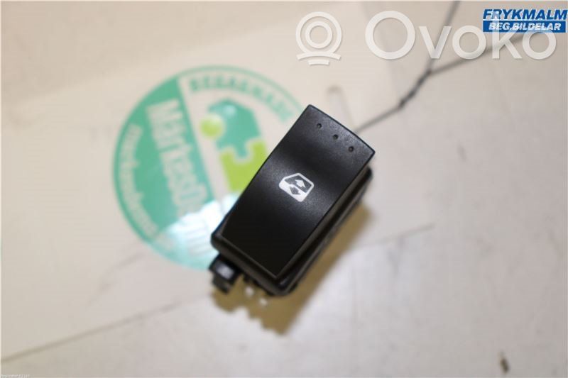 Renault Clio II Electric window control switch 