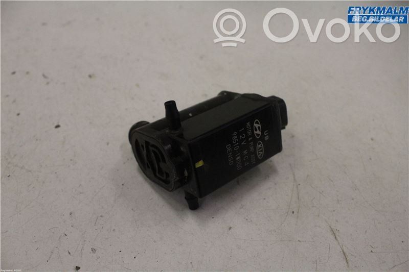 Windscreen/windshield washer pump   985102J500