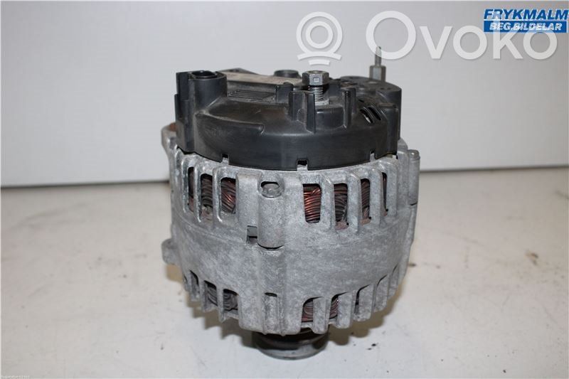 Volkswagen Golf VII Generator/alternator 
