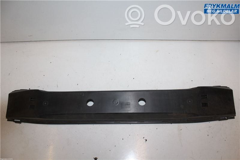 Volvo V50 Absorber zderzaka przedniego 