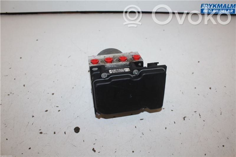 Nissan Primera Bomba de ABS 
