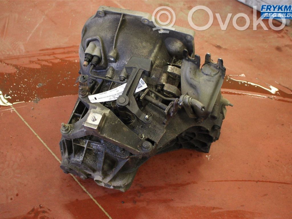 Volvo V50 Manualna 5-biegowa skrzynia biegów 