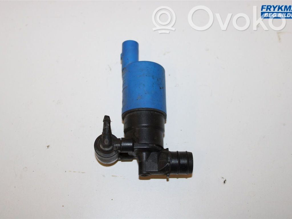 Volvo V60 Headlight washer pump 