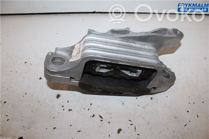 Engine mounting bracket   2535567