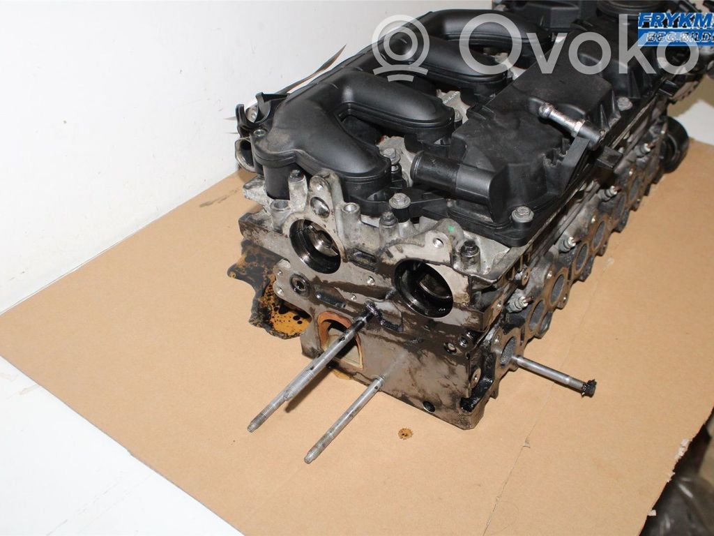 Engine head   0200EF,RHR