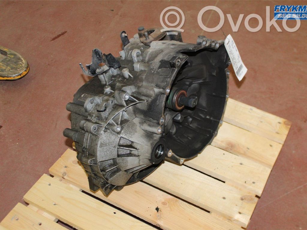 Volvo V70 Cutie viteze manuală cu 5 trepte 