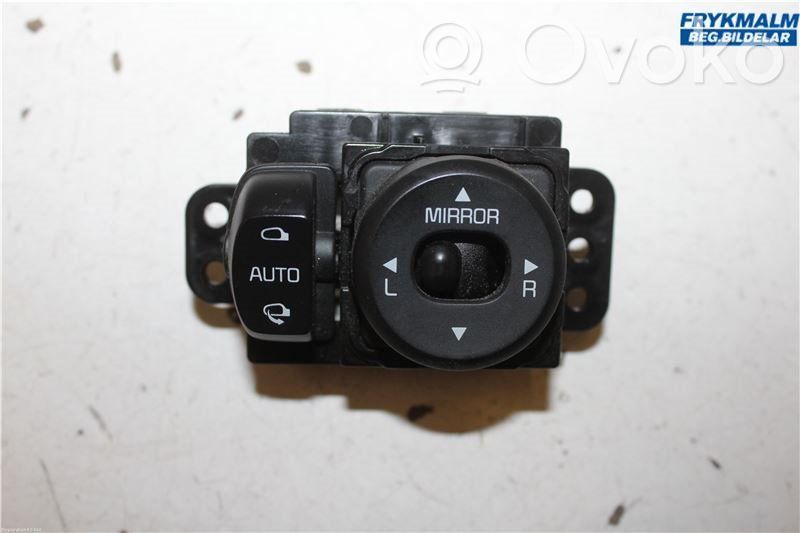 KIA Ceed Wing mirror switch 