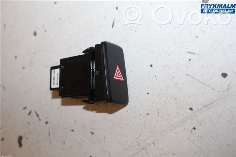 KIA Ceed Hazard light switch 
