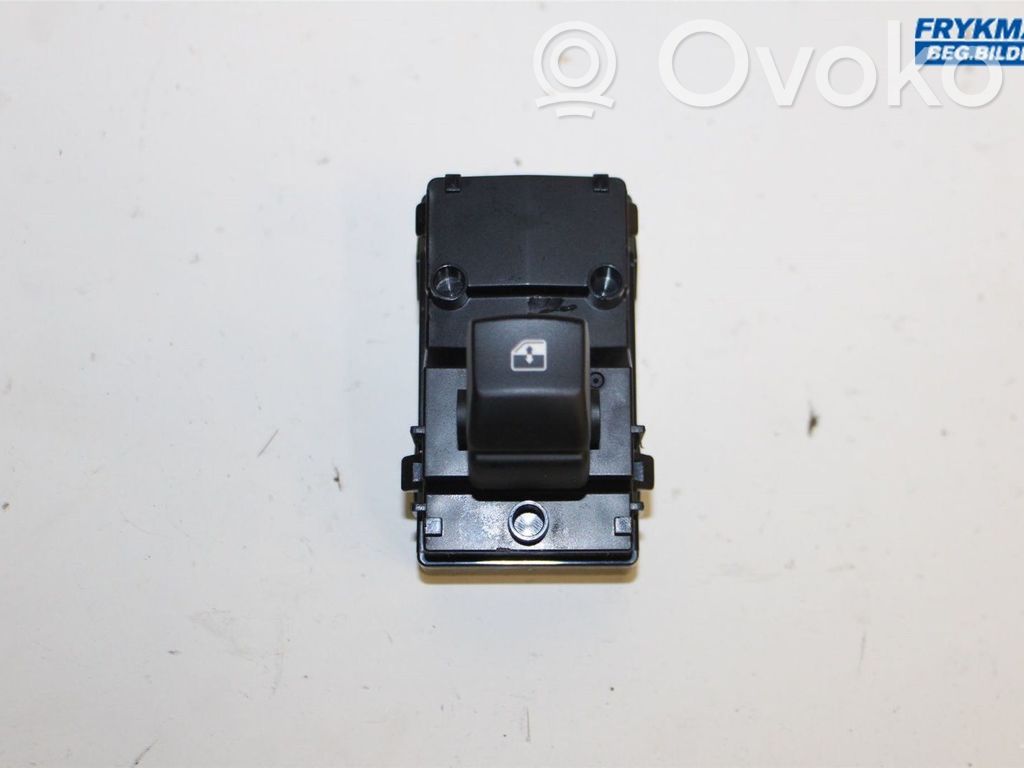 KIA Xceed Electric window control switch 