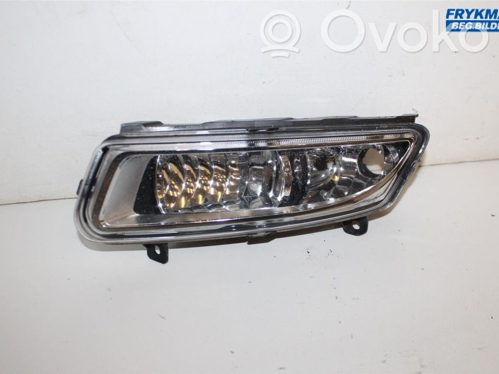 Volkswagen Polo V 6R Światło przeciwmgłowe przednie 