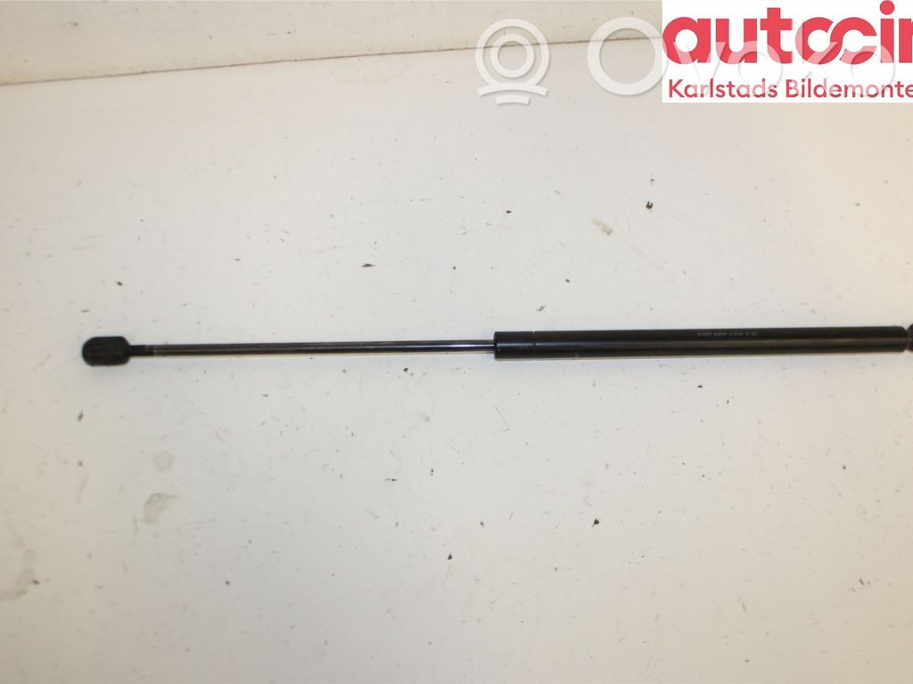 Volvo 940 Tailgate strut 