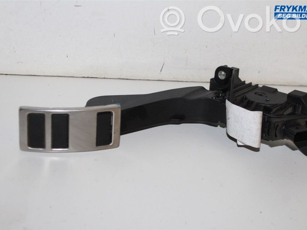 Ford Focus Accelerator throttle pedal 