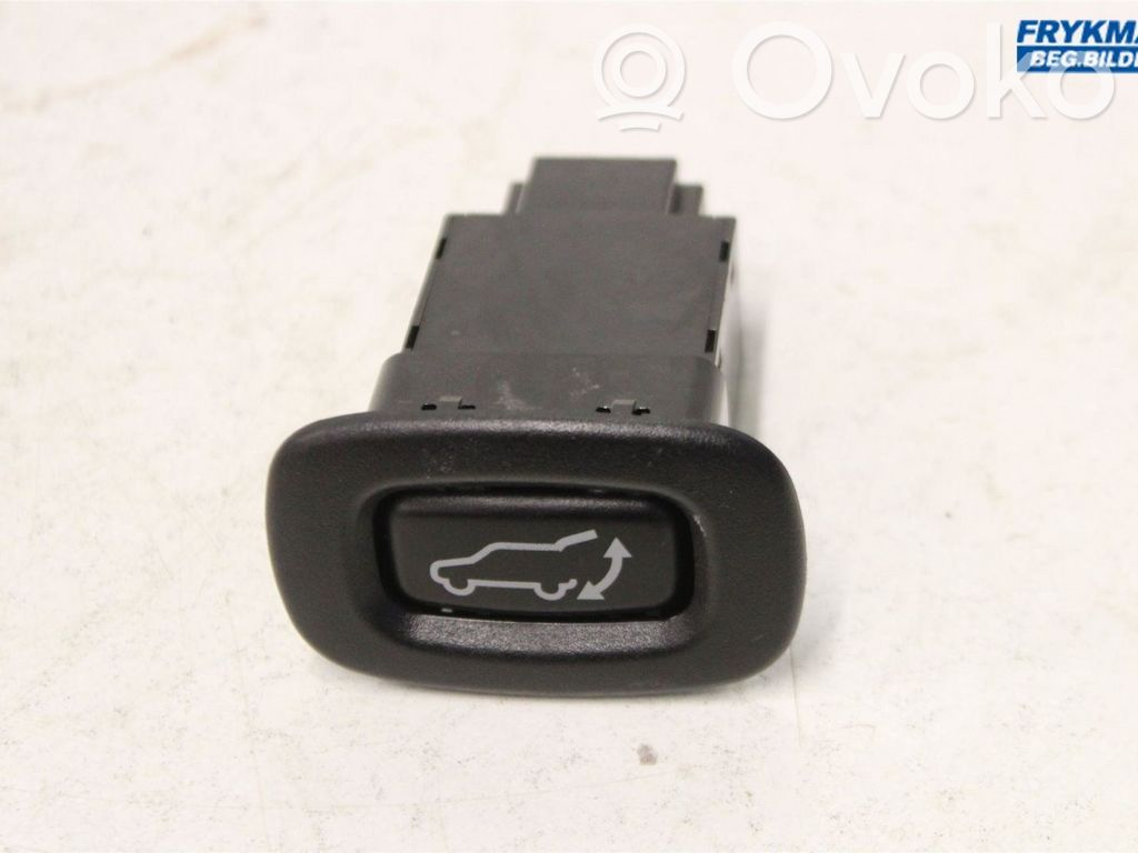 Mitsubishi Outlander Tailgate/boot open switch button 