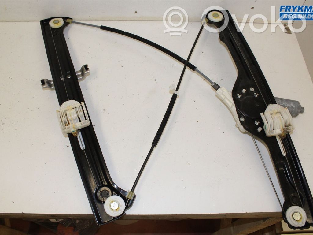 Front door window regulator with motor   51337166380