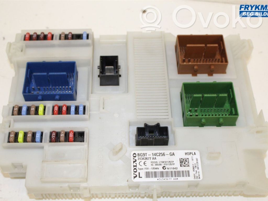 Volvo V60 Fuse module 