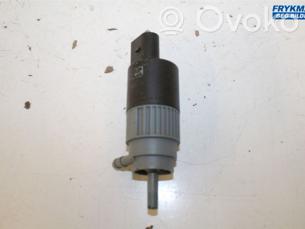 Ford Focus Headlight washer pump 