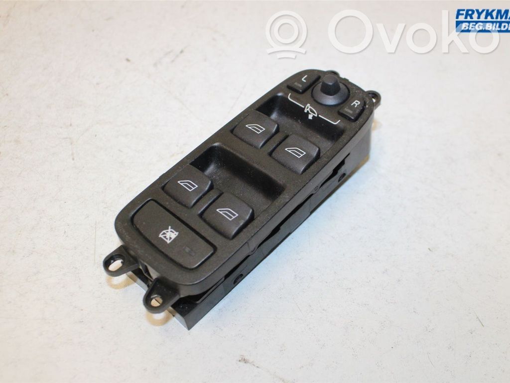 Electric window control switch   30795082,30746184,30746184