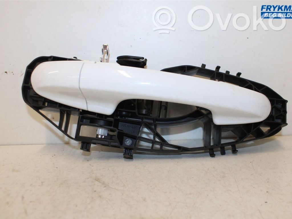 Ford Fiesta Manecilla externa puerta delantera 