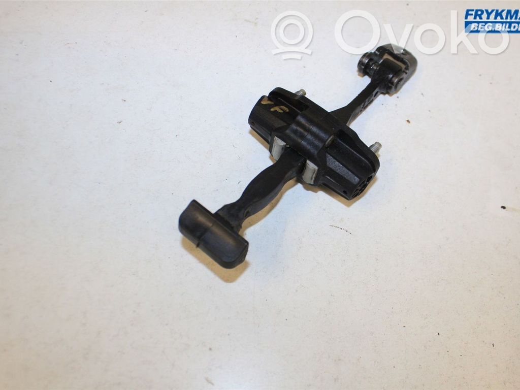 Ford Focus Etuoven pidätin 