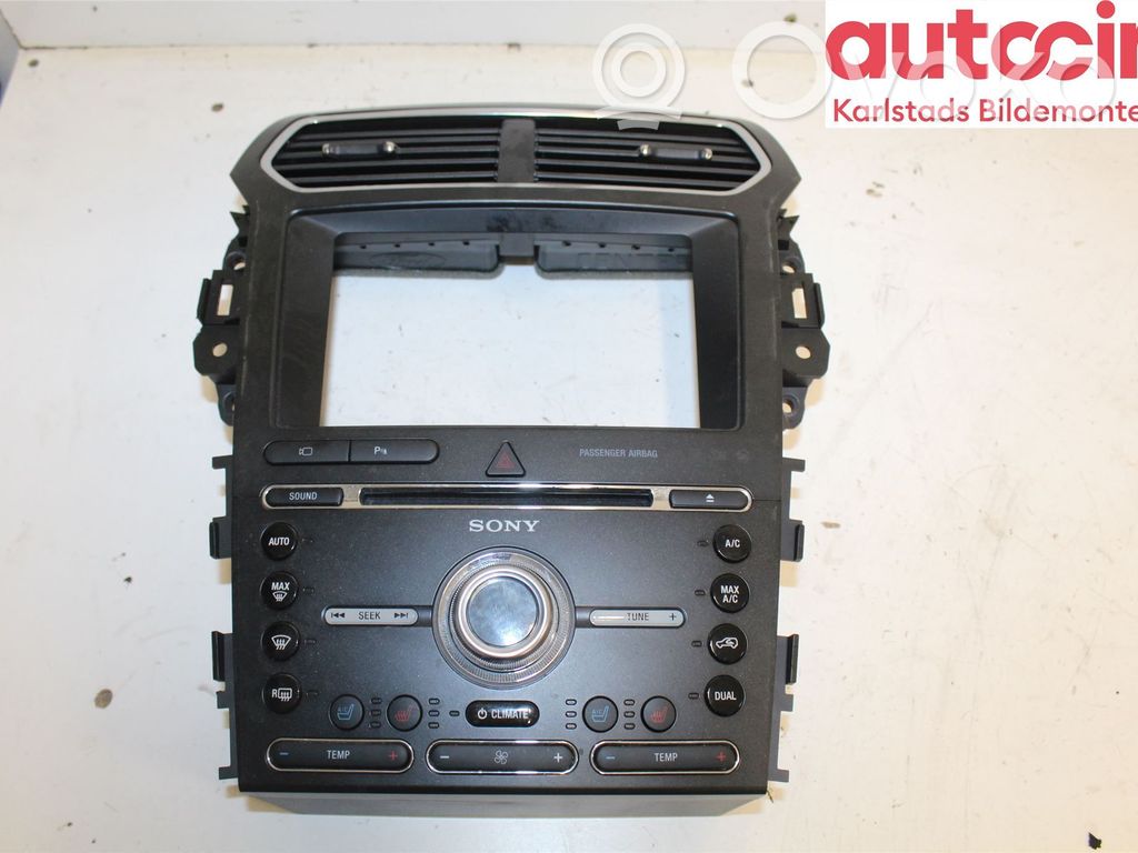 Ford Explorer Unitate principală radio/CD/DVD/GPS 