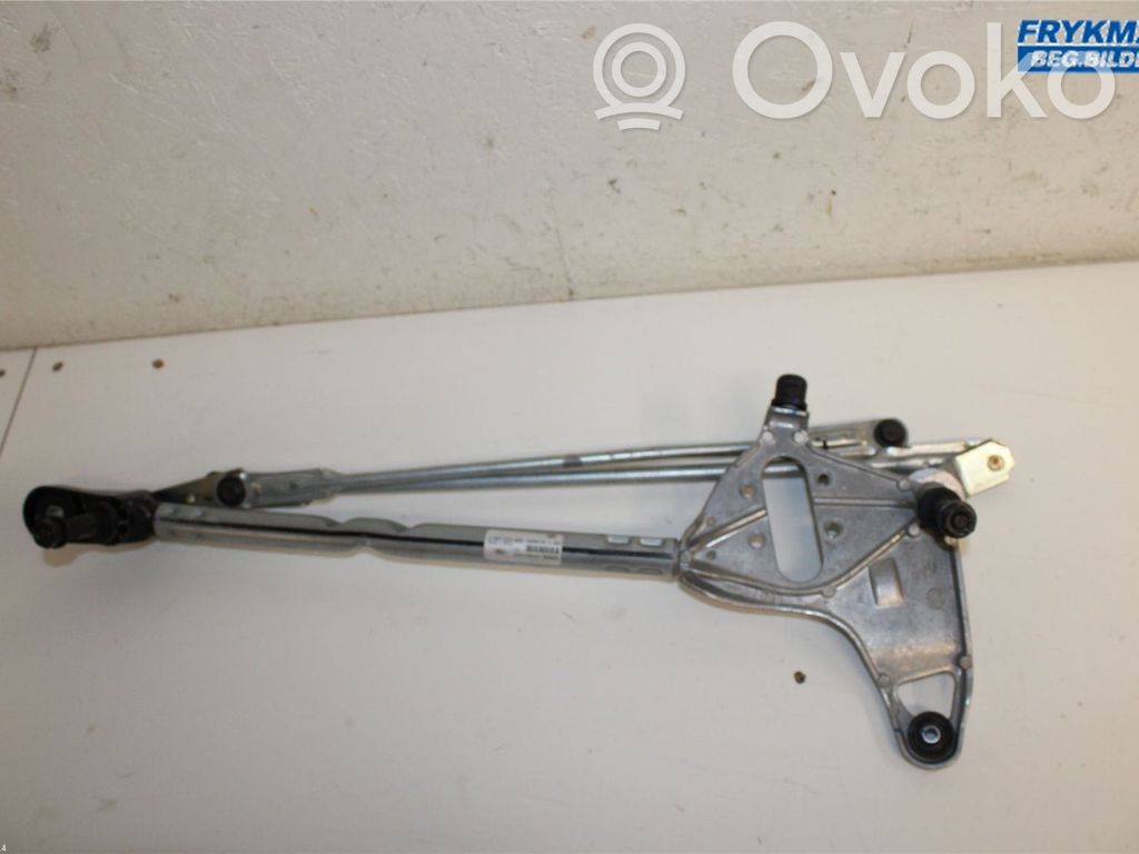 Ford Focus Front wiper linkage 