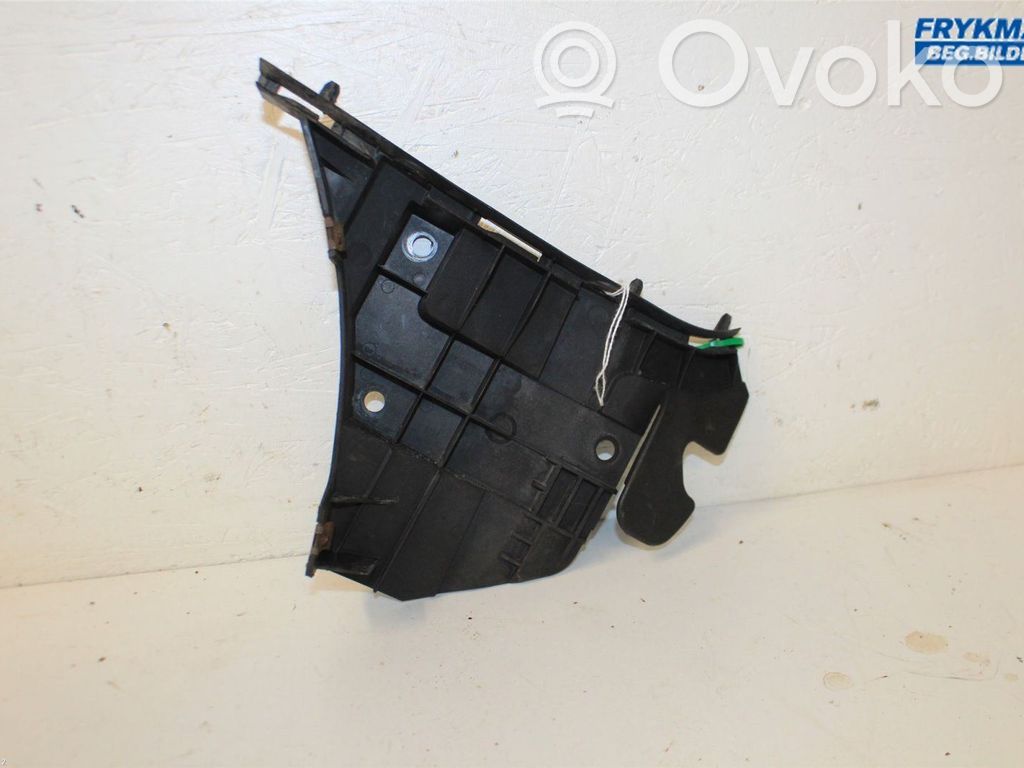 Volvo V70 Front bumper mounting bracket 