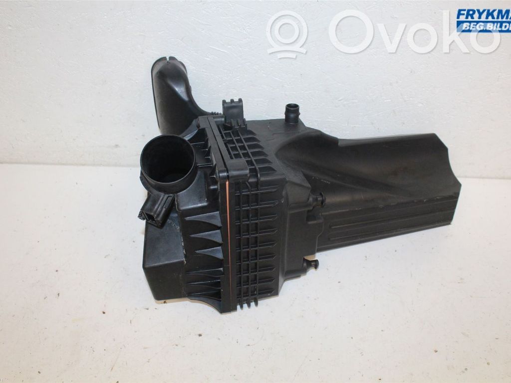 Ford Fiesta Air filter box 