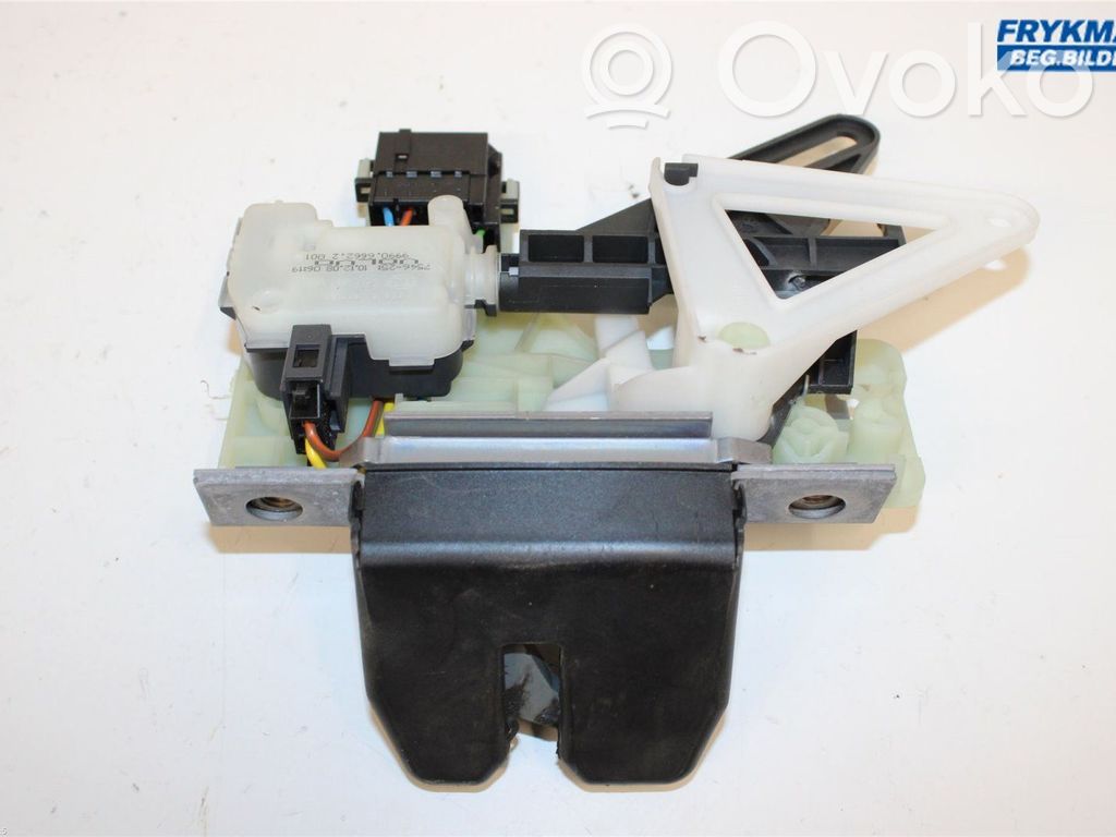 Volvo V70 Tailgate/trunk/boot lock/catch/latch 