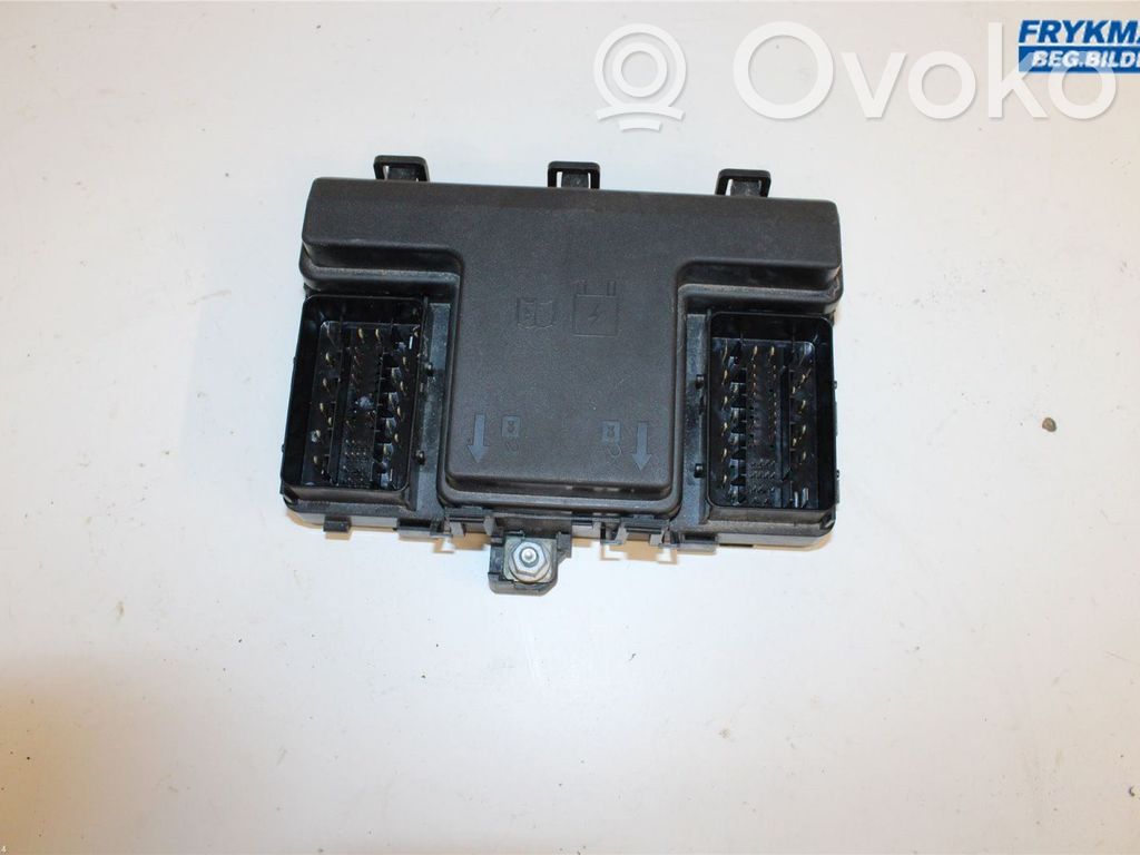 Ford Mondeo MK V Fuse module 