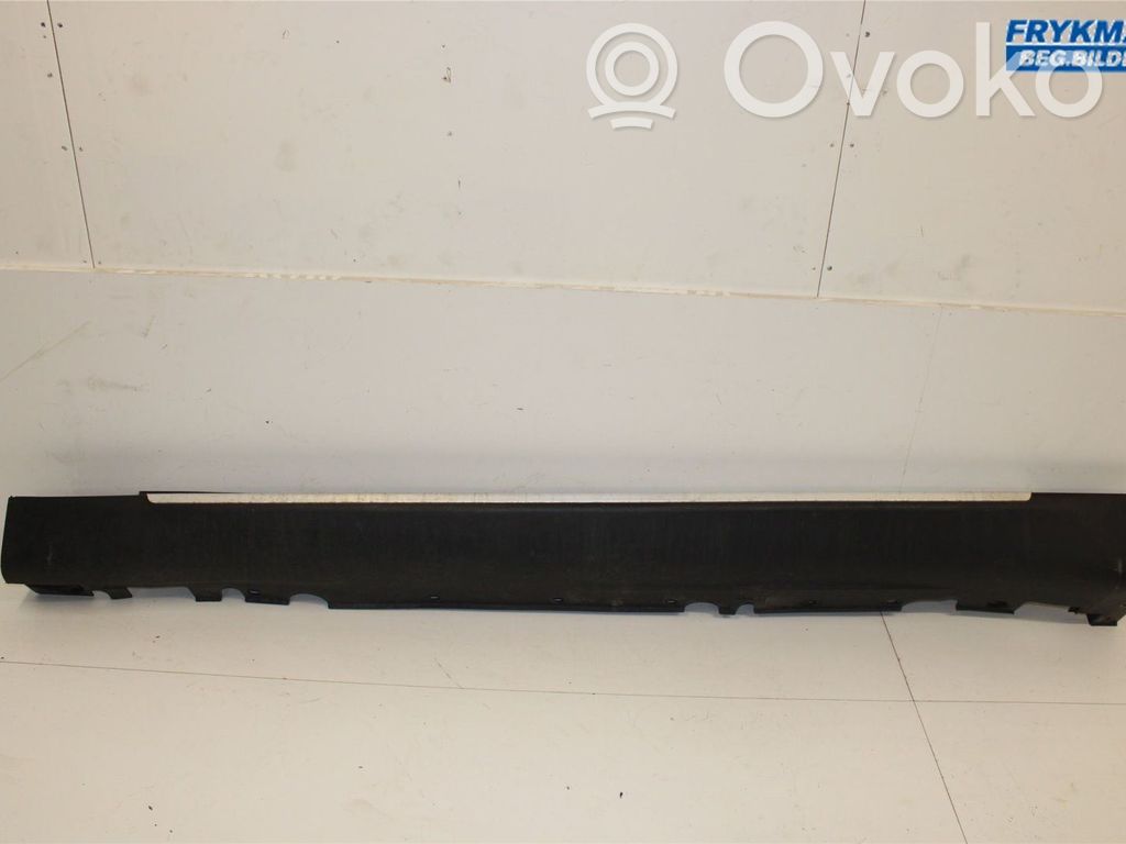BMW X6 E71 Sill 