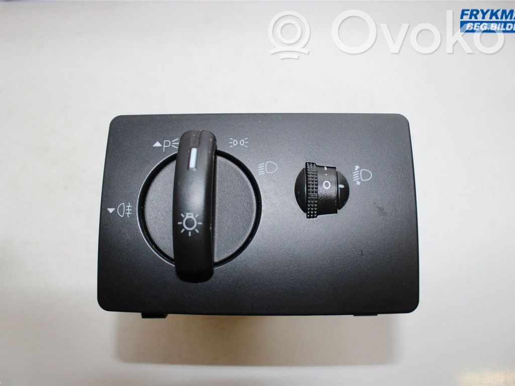 Ford Focus C-MAX Light switch 