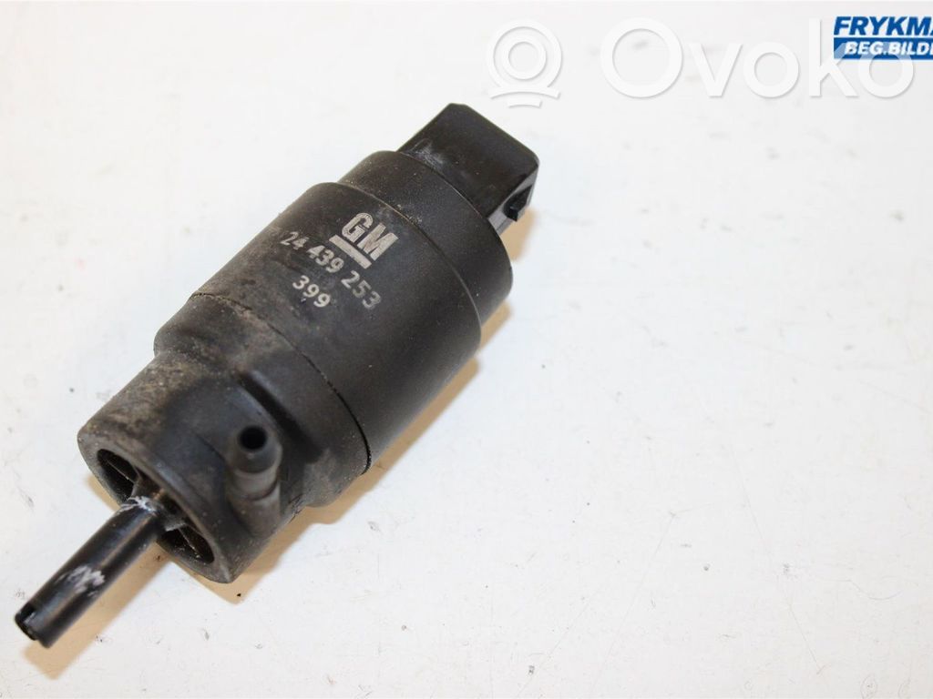 Windscreen/windshield washer pump   24439253