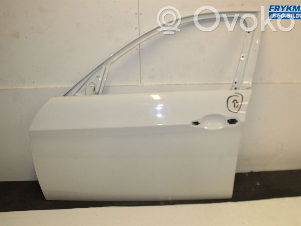 Front door   41515A2A385
