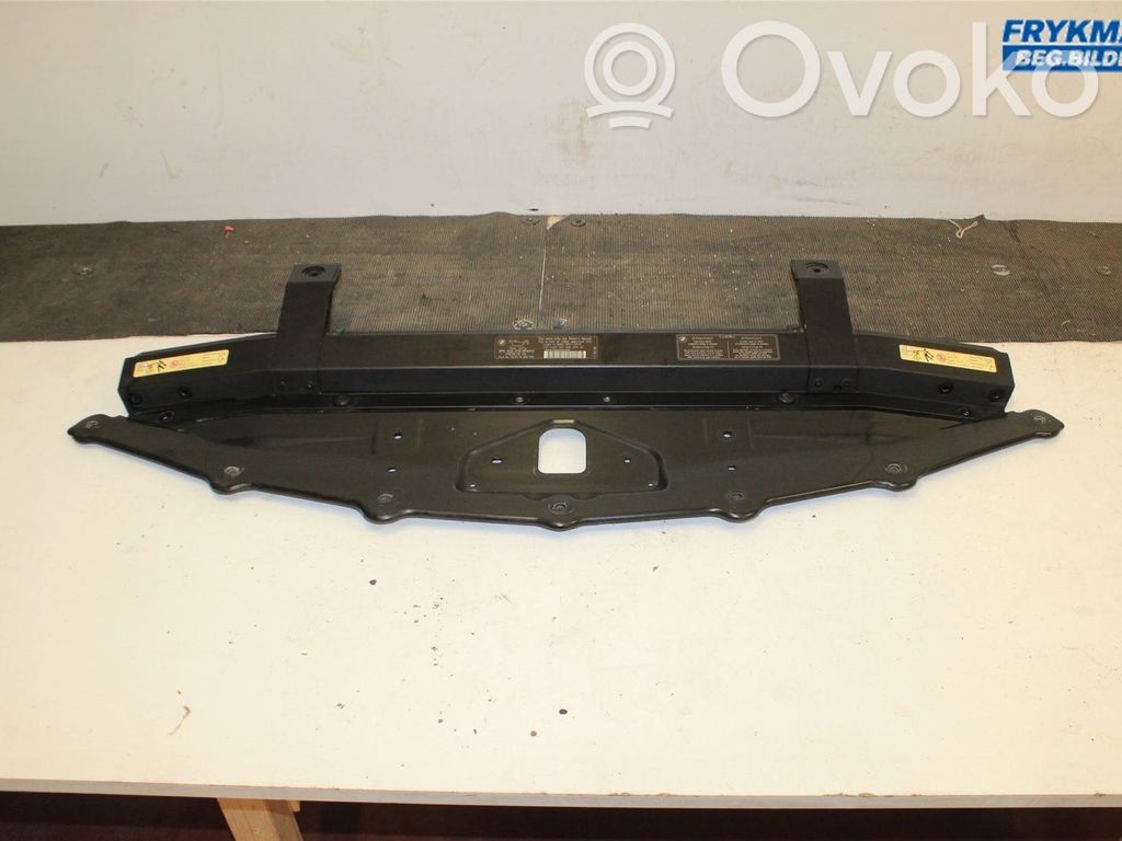 BMW 6 E63 E64 Viršutinė dalis radiatorių panelės (televizoriaus) 