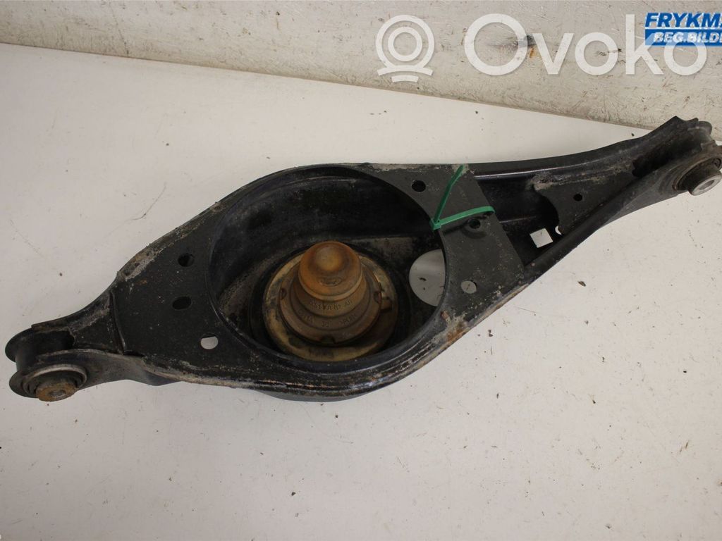 Ford Focus Rear control arm 