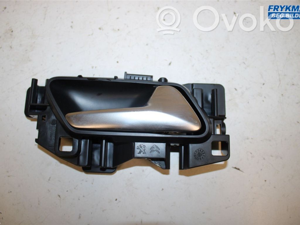 Volkswagen Polo VI Manecilla interna puerta delantera 