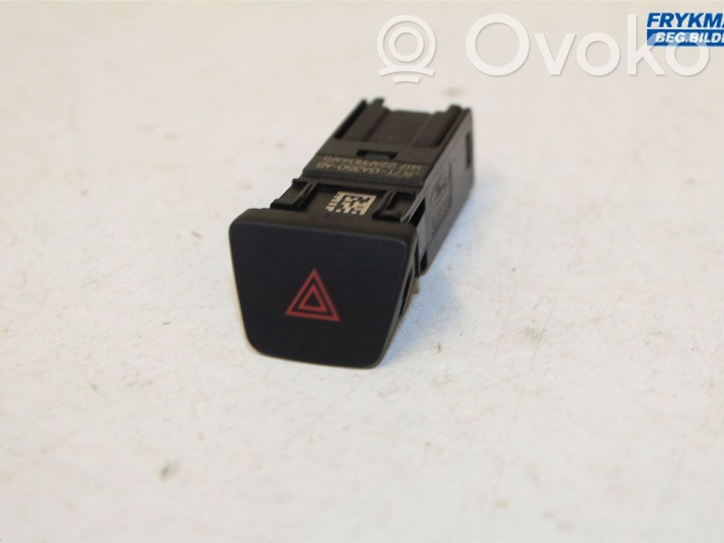 Ford Kuga III Hazard light switch 