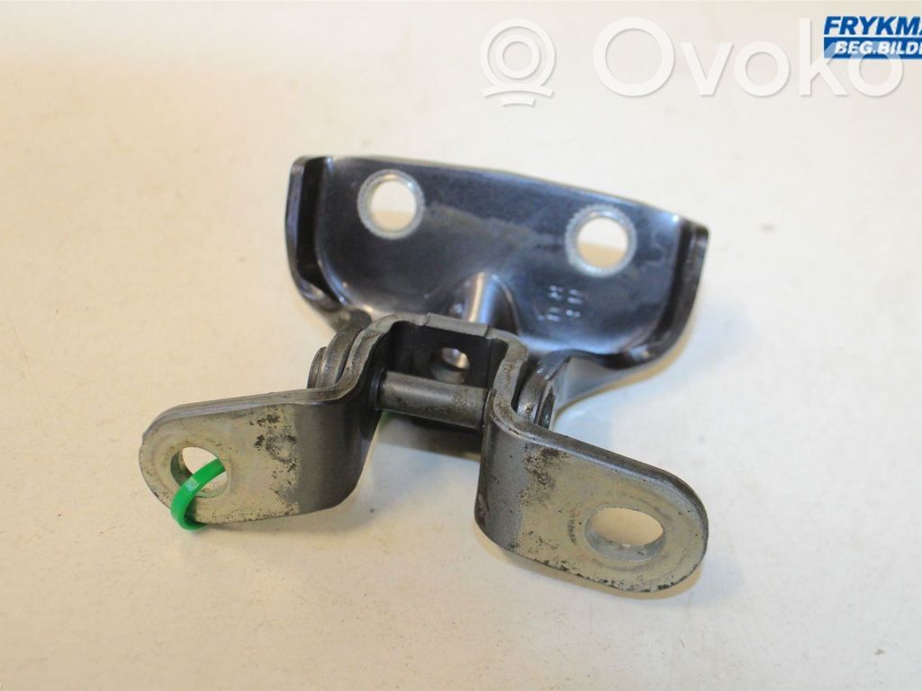 Rear door upper hinge   794203K000
