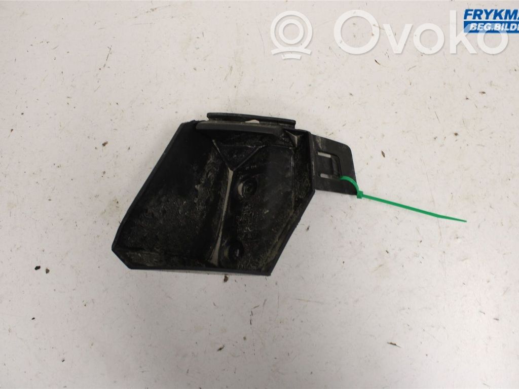Ford Focus Rear bumper mounting bracket 