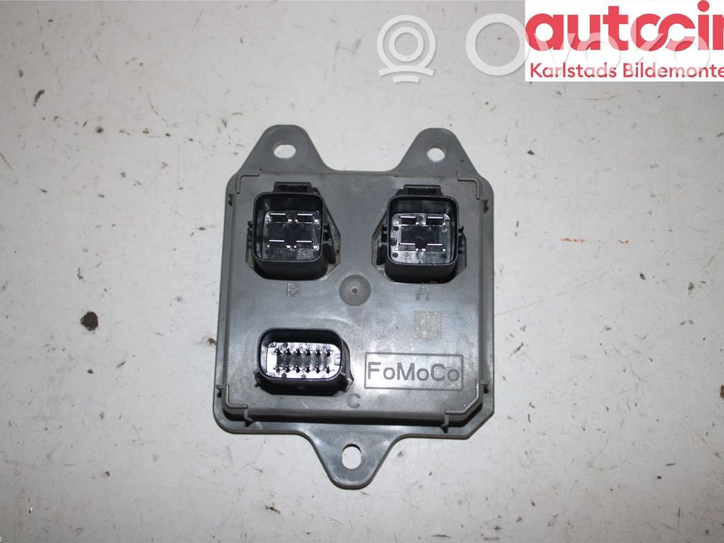 Ford Transit Custom Aizdedzes relejs 