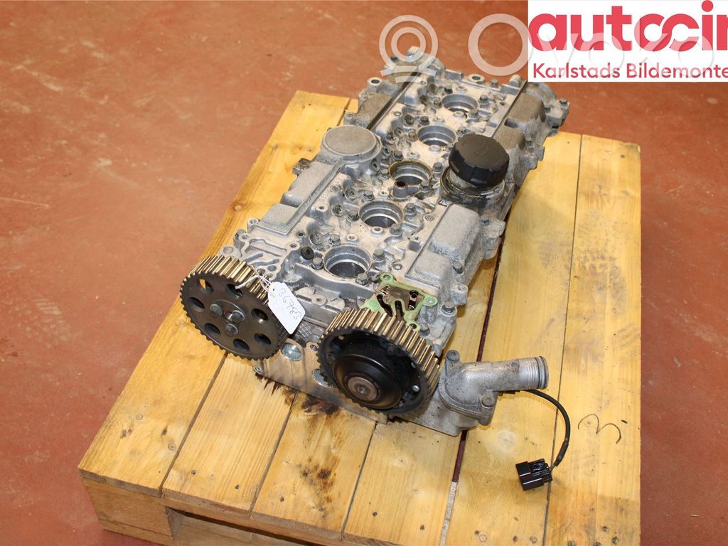 Volvo S60 Engine head 