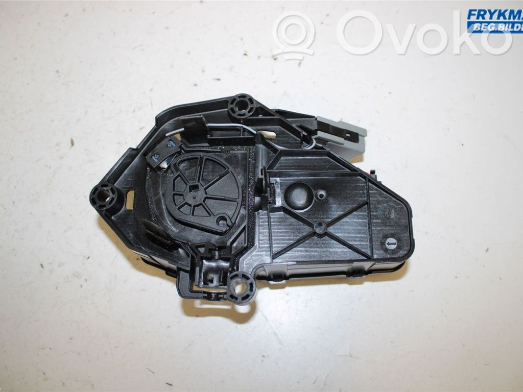 Volvo XC60 Loading door lock 