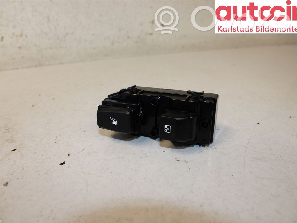 Electric window control switch   93581J7000