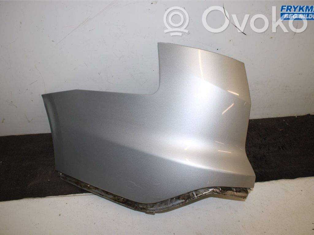 Ford Focus Aizmugurē bampera stūra daļa 