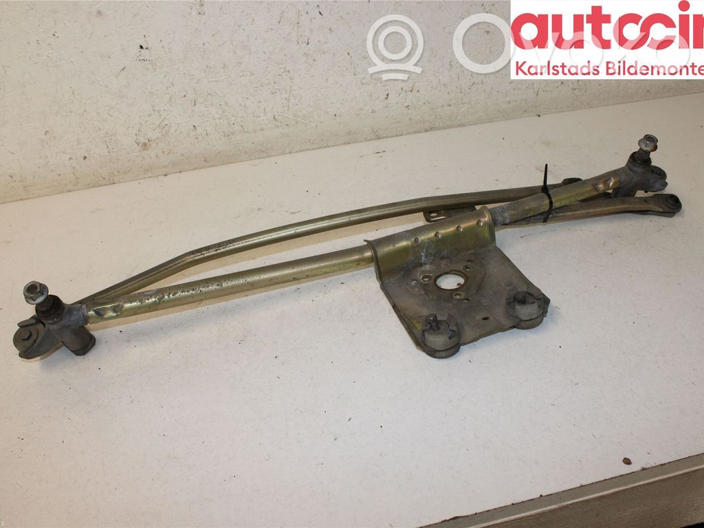 Saab 9-5 Front wiper linkage 