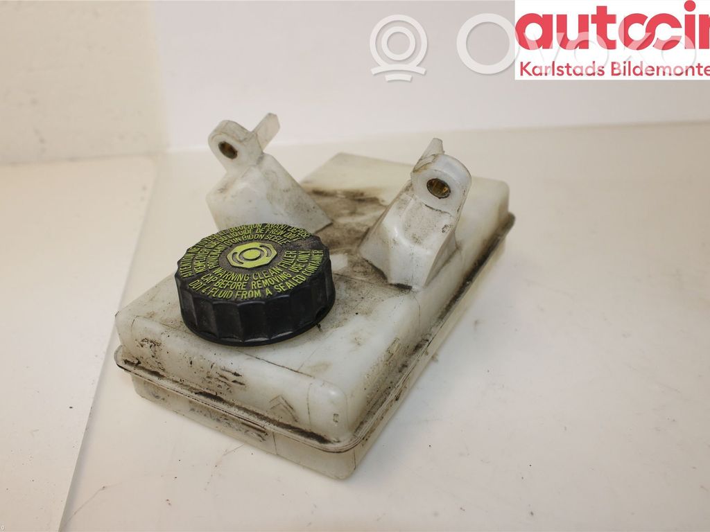 Citroen Berlingo Brake fluid reservoir 