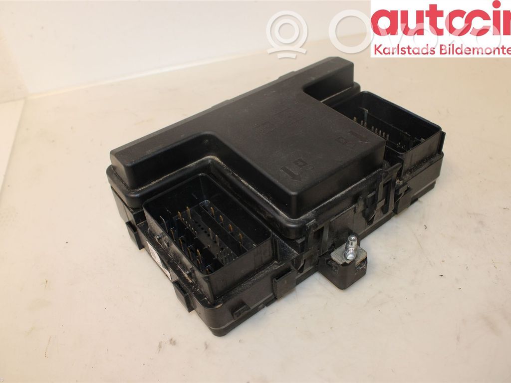 Ford Mondeo MK V Fuse module 