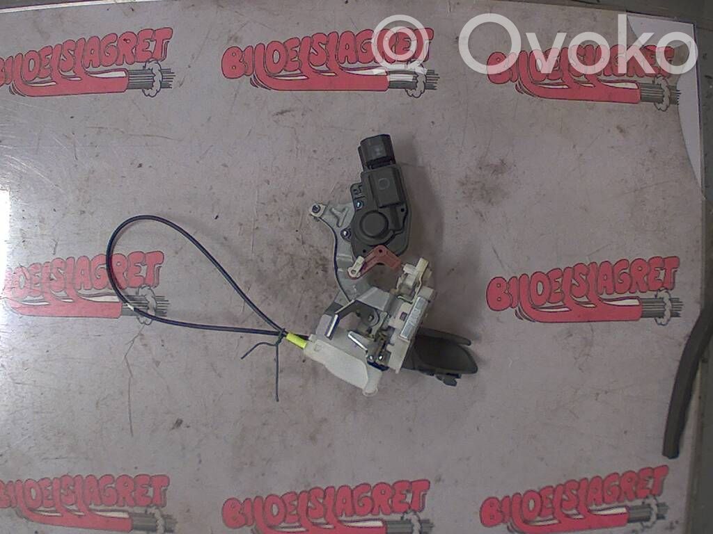 Toyota Aygo AB10 Zamek drzwi tylnych 