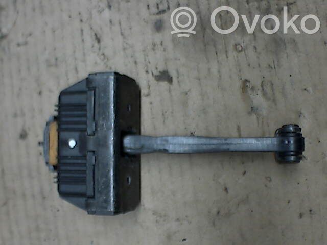 BMW 5 E60 E61 Etuoven pidätin 