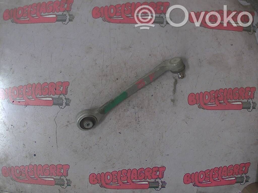 Audi A6 S6 C5 4B U veida svira 